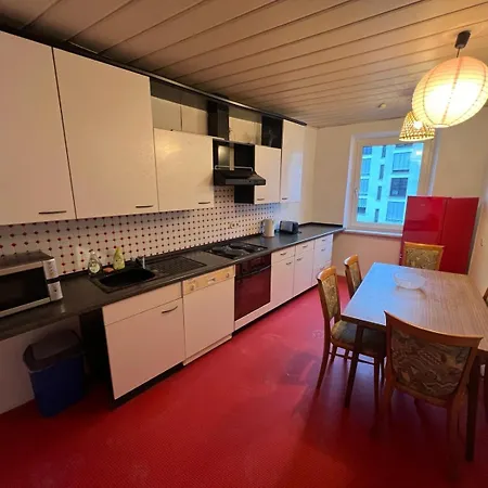 Zentrale In *