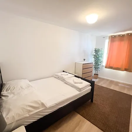 Zentrale In *